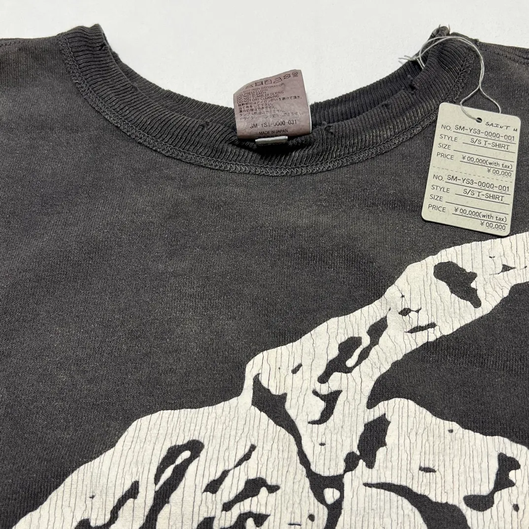 SAINT M×××××× BONE SAINT CREW SWT/BLK Bone SAINT destruction sweatshirt, washed black S-XL Assute dyeing, genuine whole garment sprayed with horse-hair fading process, collar/cuffs frayed in many places, front and rear panels/sleeves super complex fraying, heavy washing and water distressing, correct fruit mark/angel mark